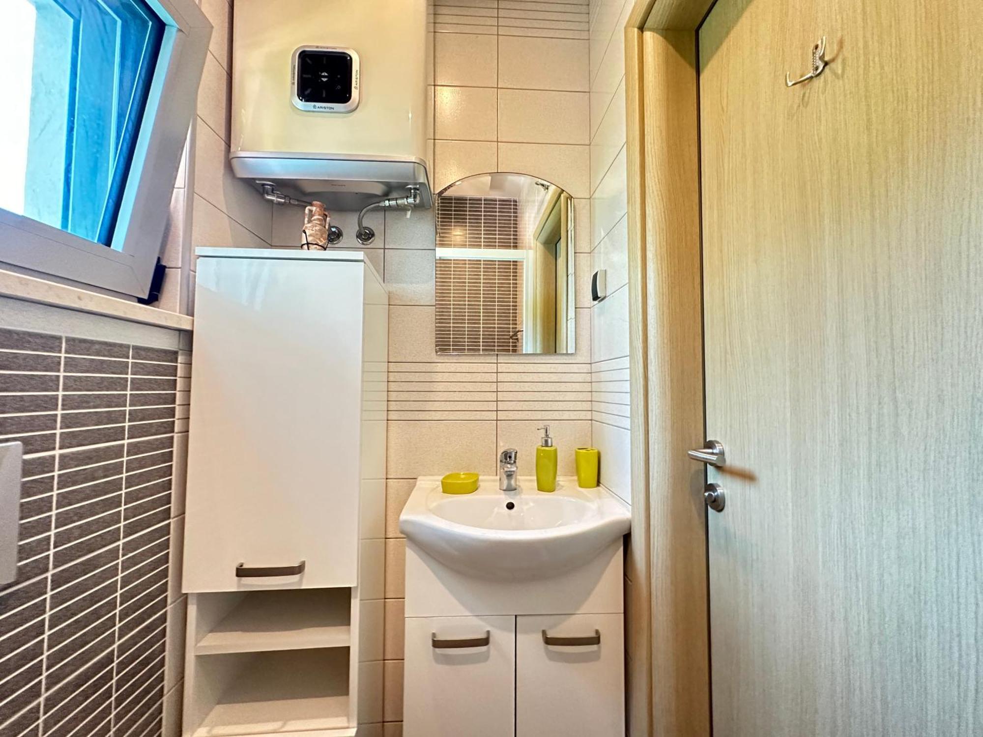 Vila Jadranka Apartments Херцег-Нови Экстерьер фото