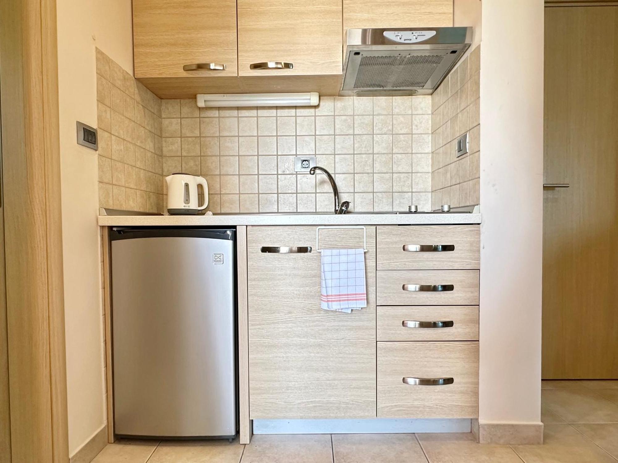 Vila Jadranka Apartments Херцег-Нови Экстерьер фото
